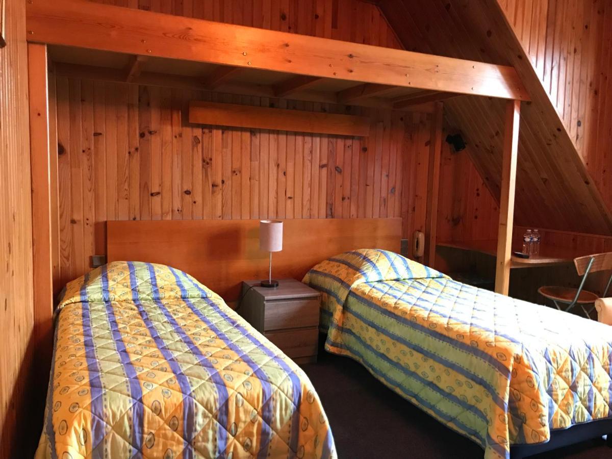 Logis Hotel & Restaurant - Auberge De La Foret Hazebrouck Dış mekan fotoğraf