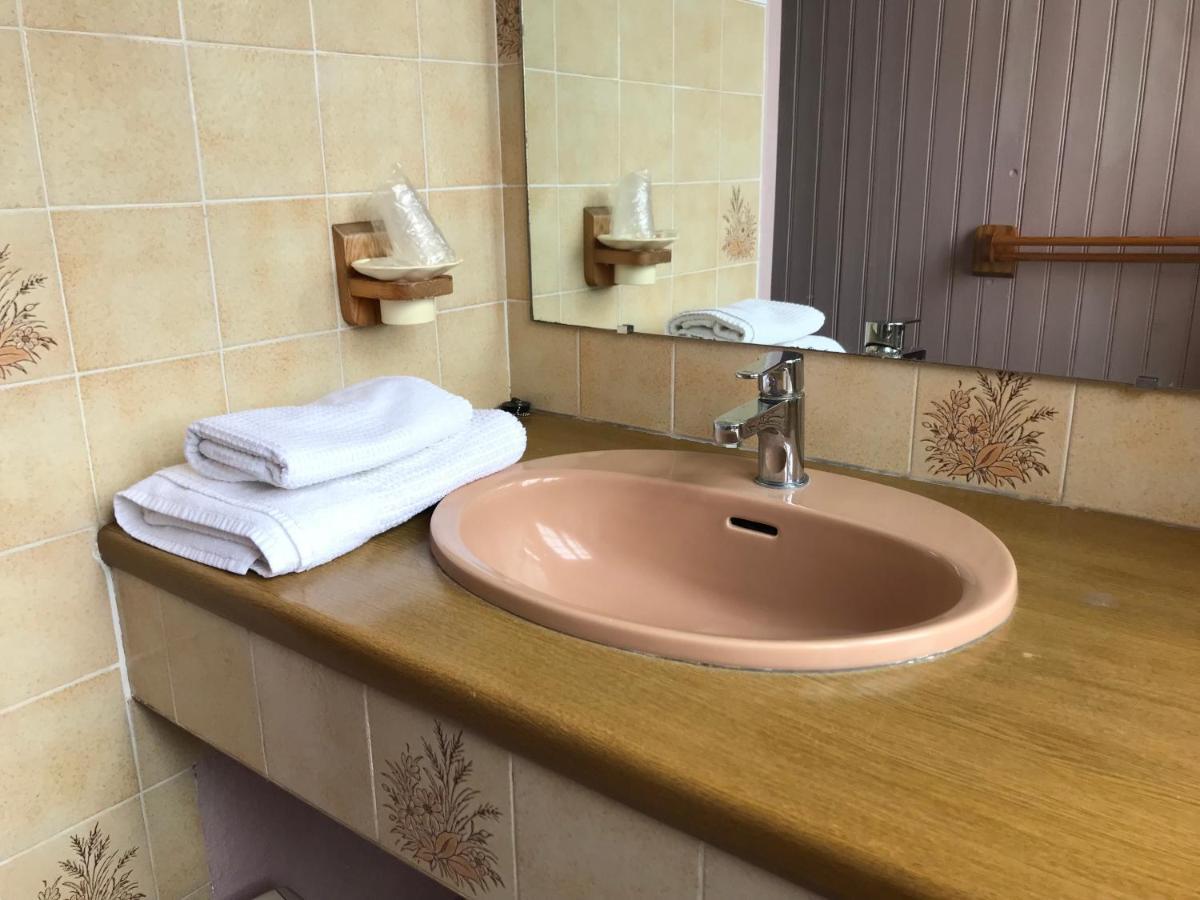 Logis Hotel & Restaurant - Auberge De La Foret Hazebrouck Dış mekan fotoğraf