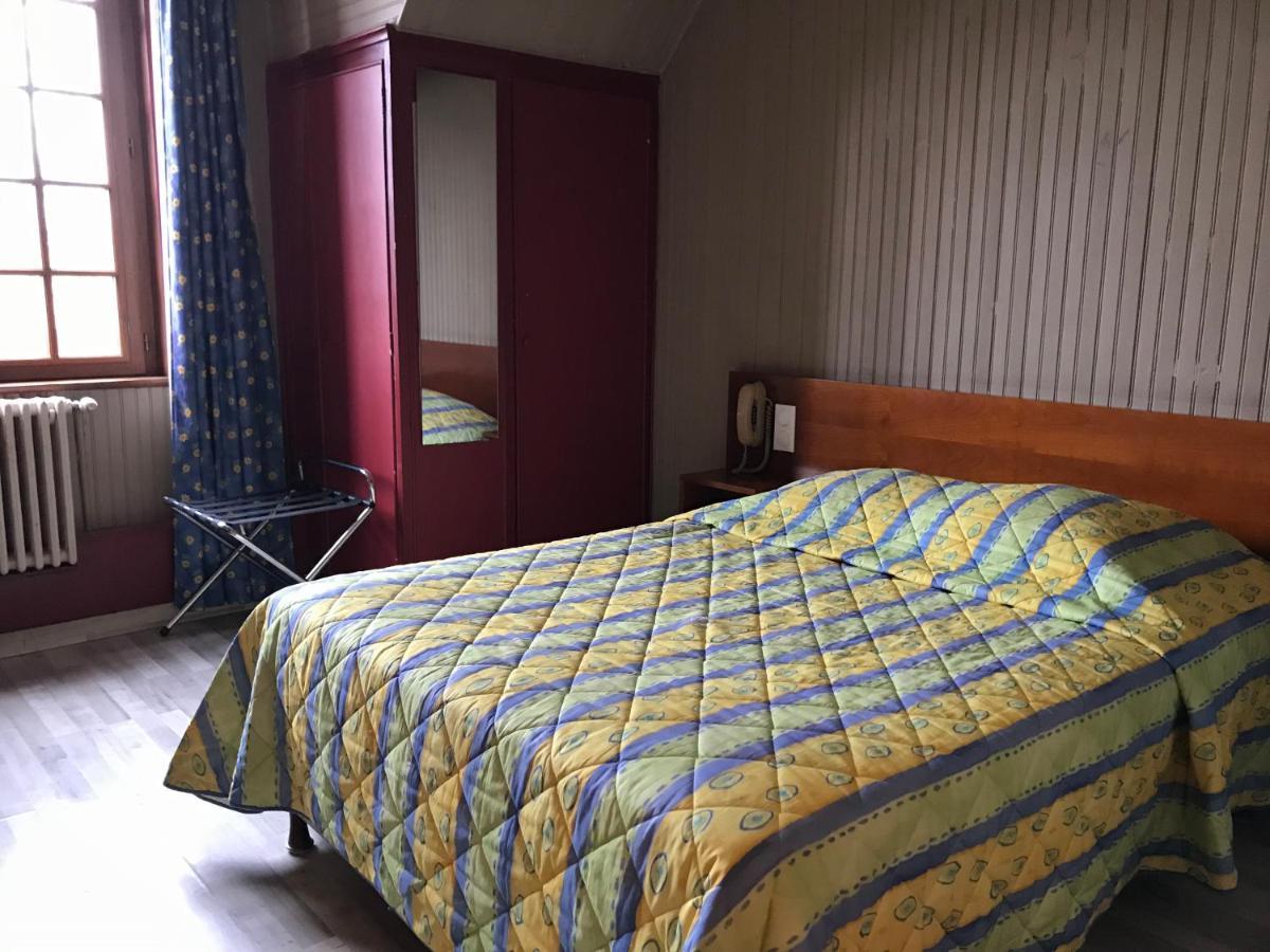 Logis Hotel & Restaurant - Auberge De La Foret Hazebrouck Dış mekan fotoğraf